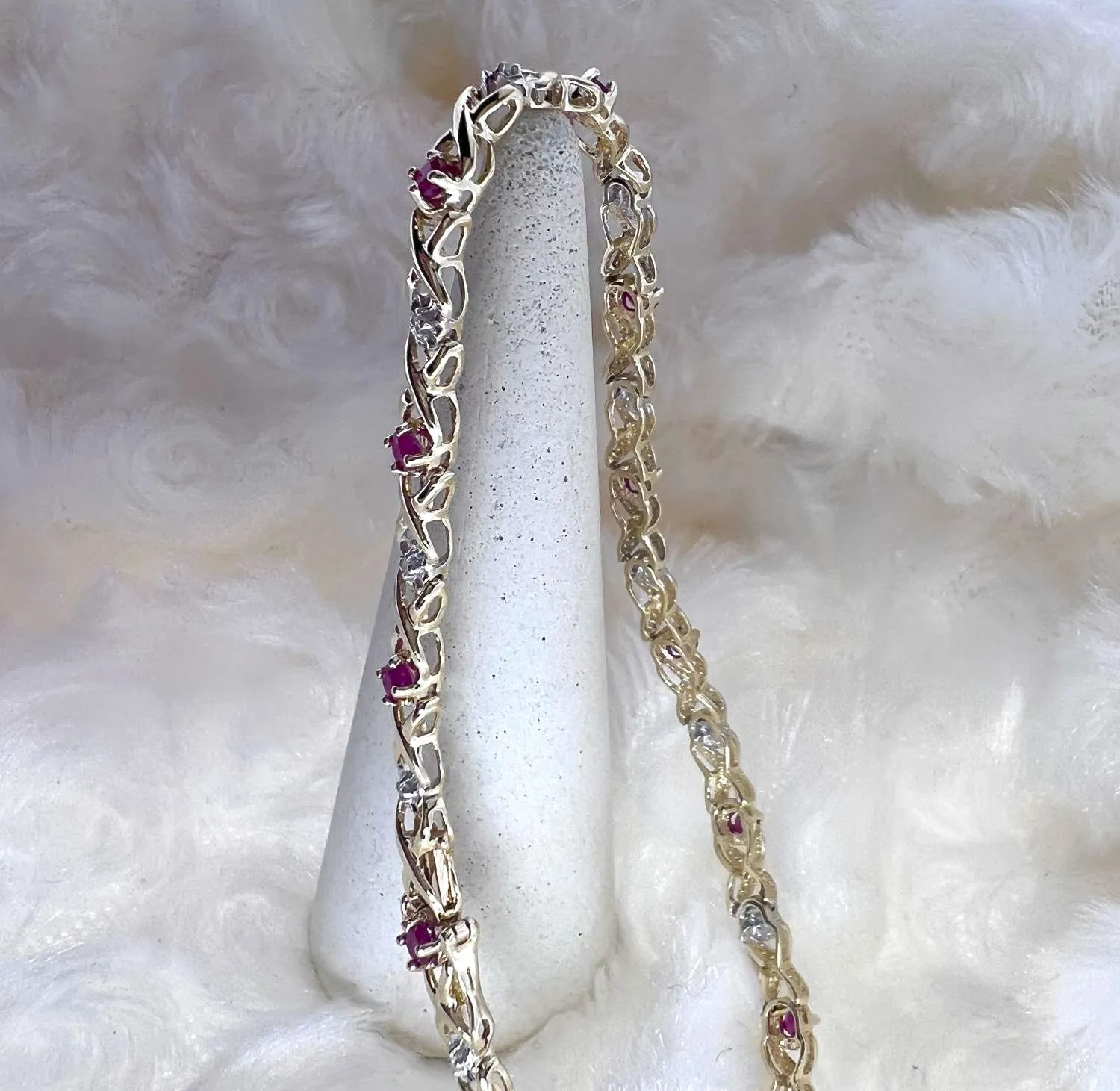 10kt yellow gold ruby bracelet