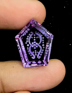 Amethyst Fabulous Handcarved Fantasy cut carving