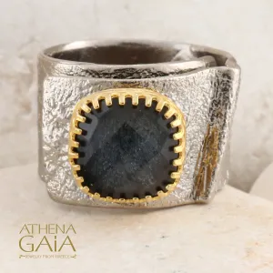 Crepe Doublet Ring