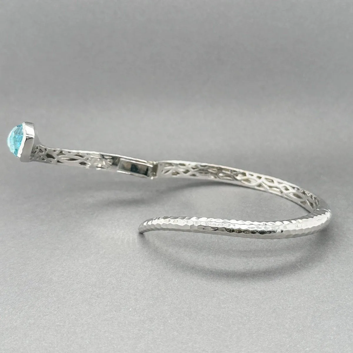 Estate Roberto Coin 18K W Gold 13.10ctw Blue Topaz Snake Bangle & Ring Set