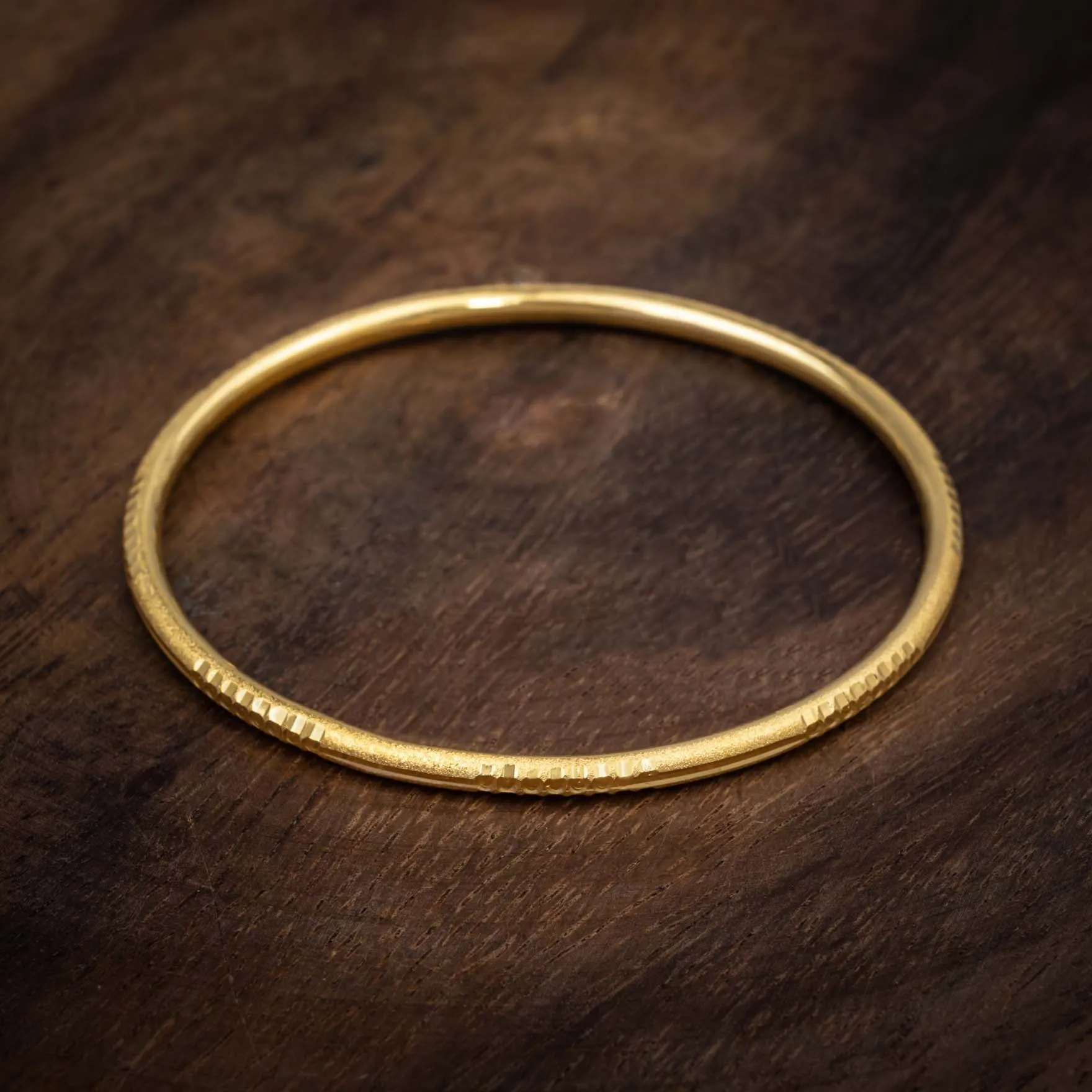 Golden Bangle PGB47-041