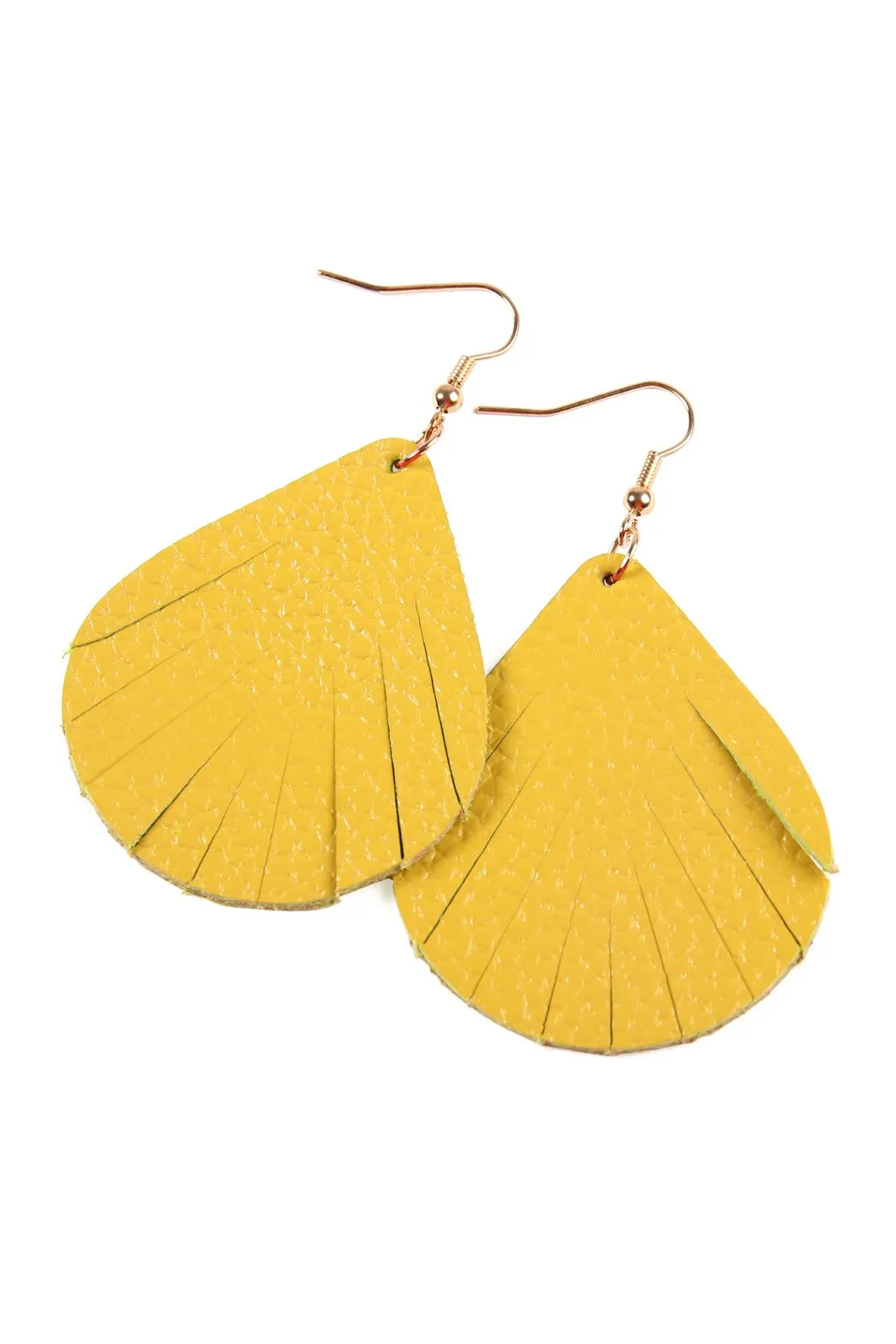 Hde2271 - Fringed Pear Shaped Leather Earrings