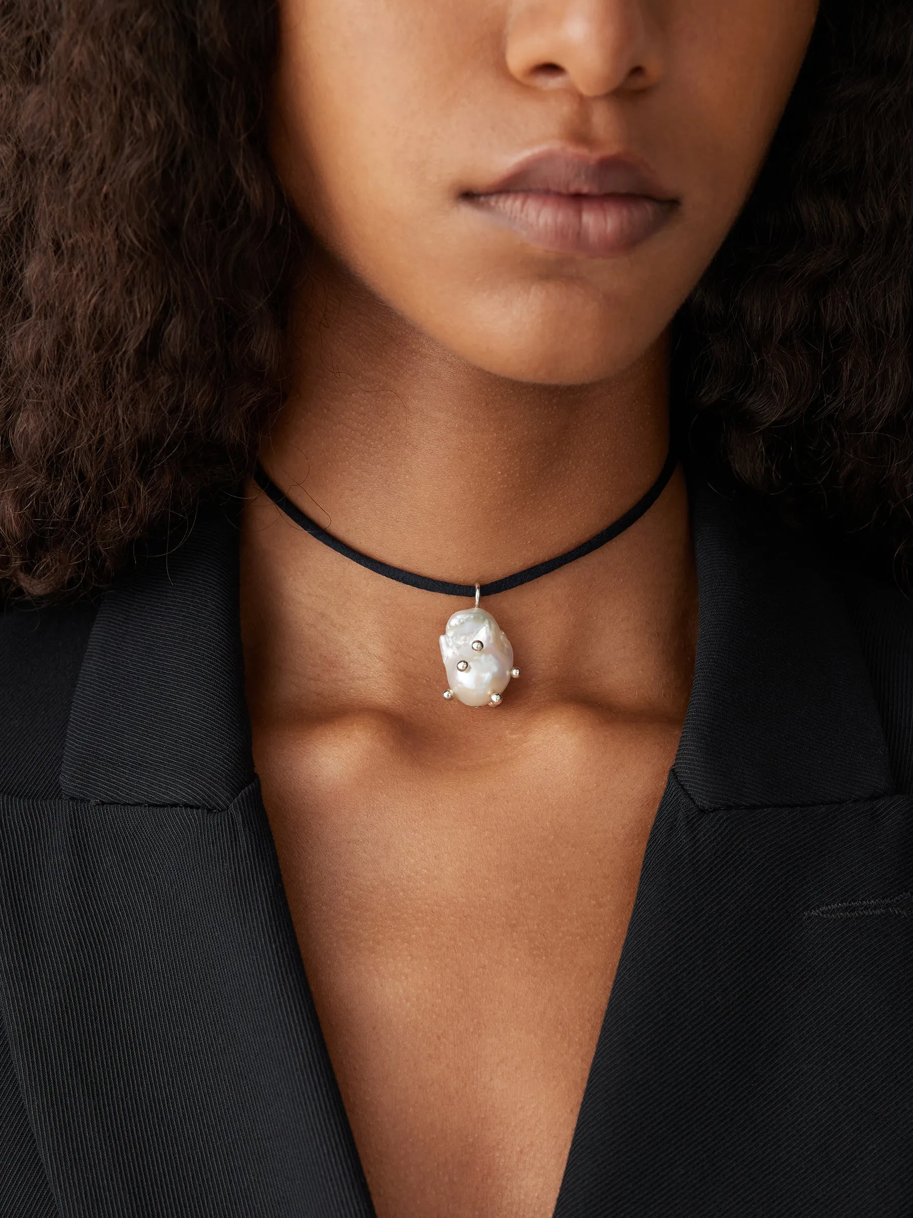 meadowlark anemone pearl chain necklace