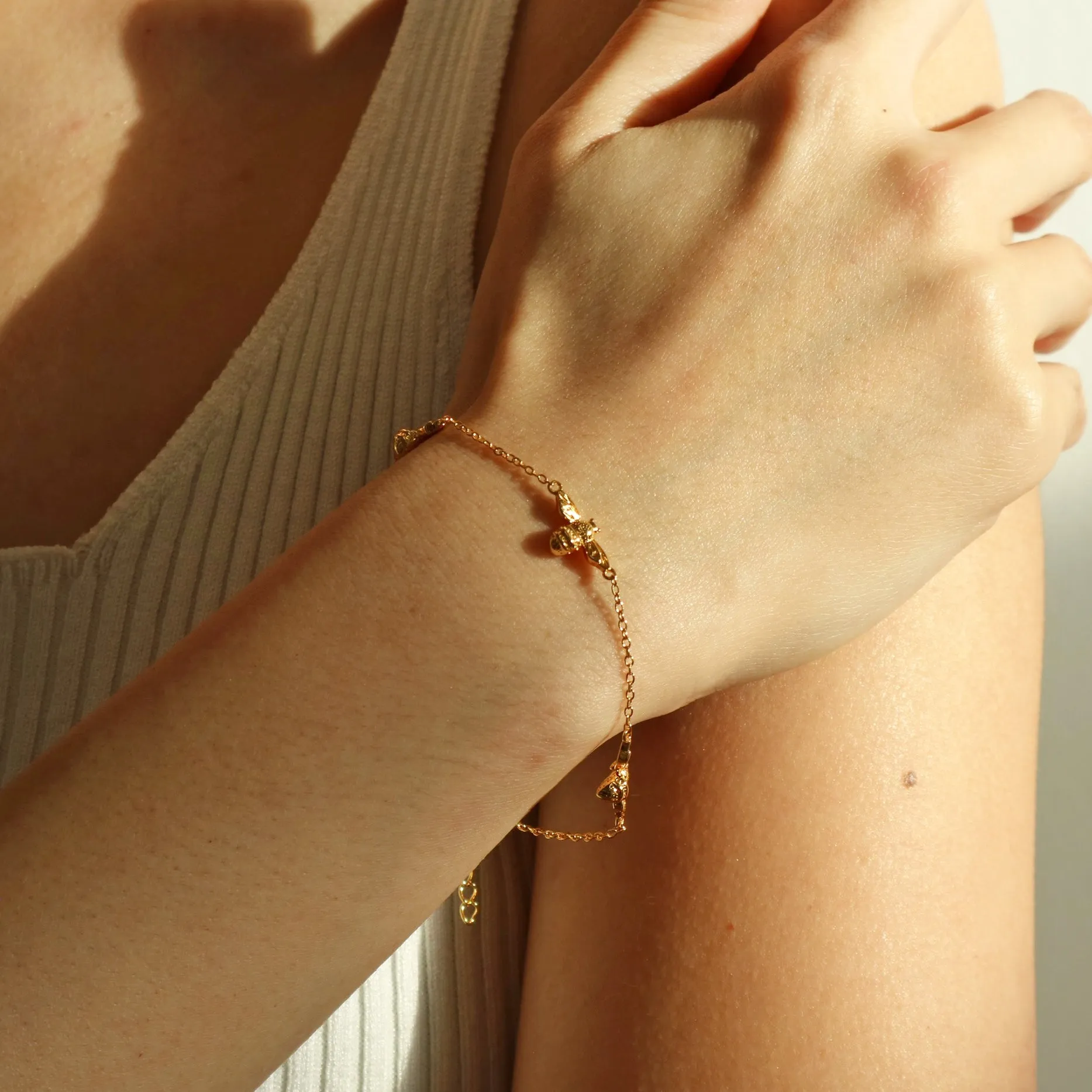 Queen Bee Bracelet (Gold)
