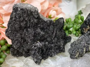 Tourmaline in Quartz