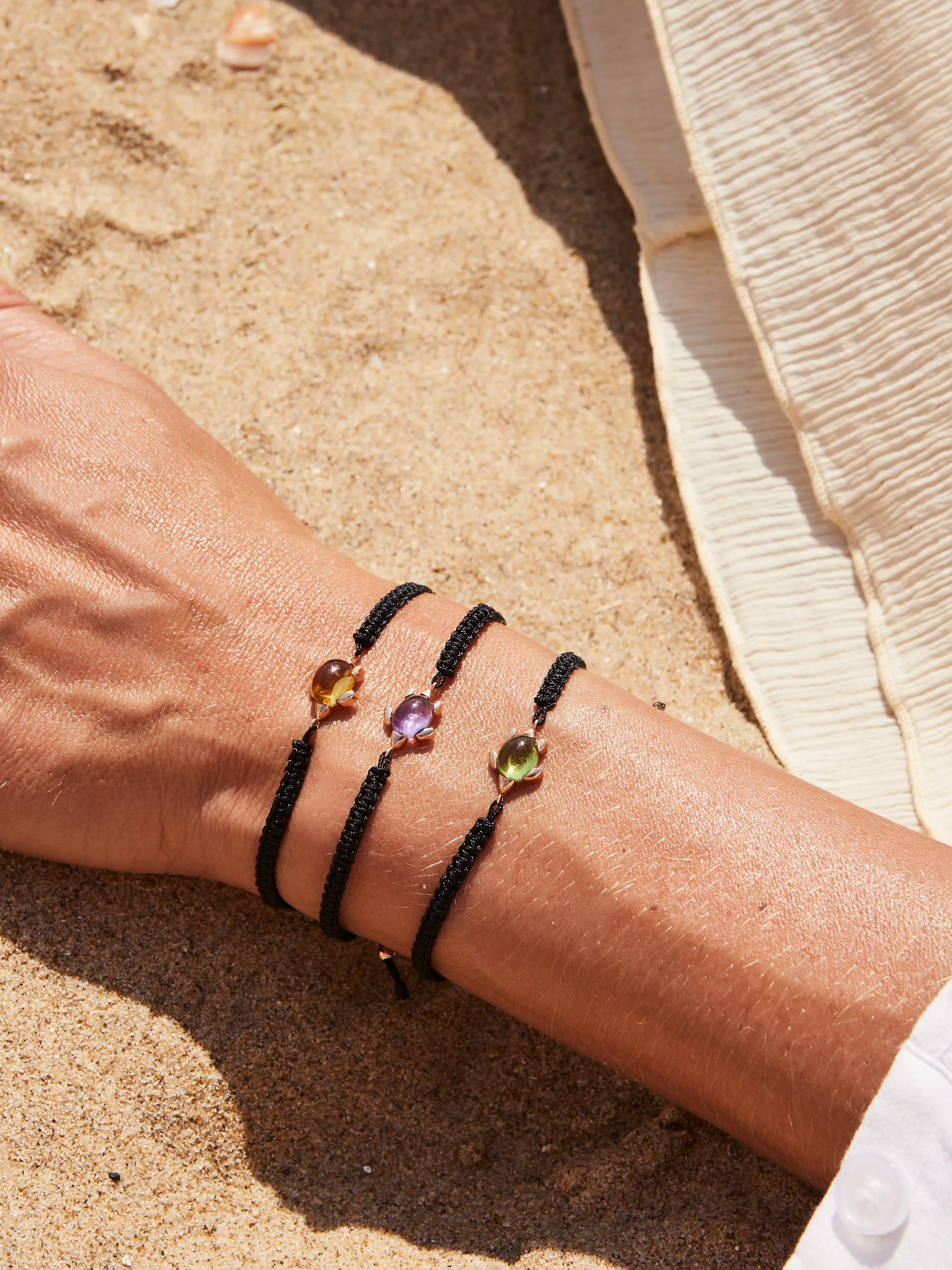 Turtle rope bracelet
