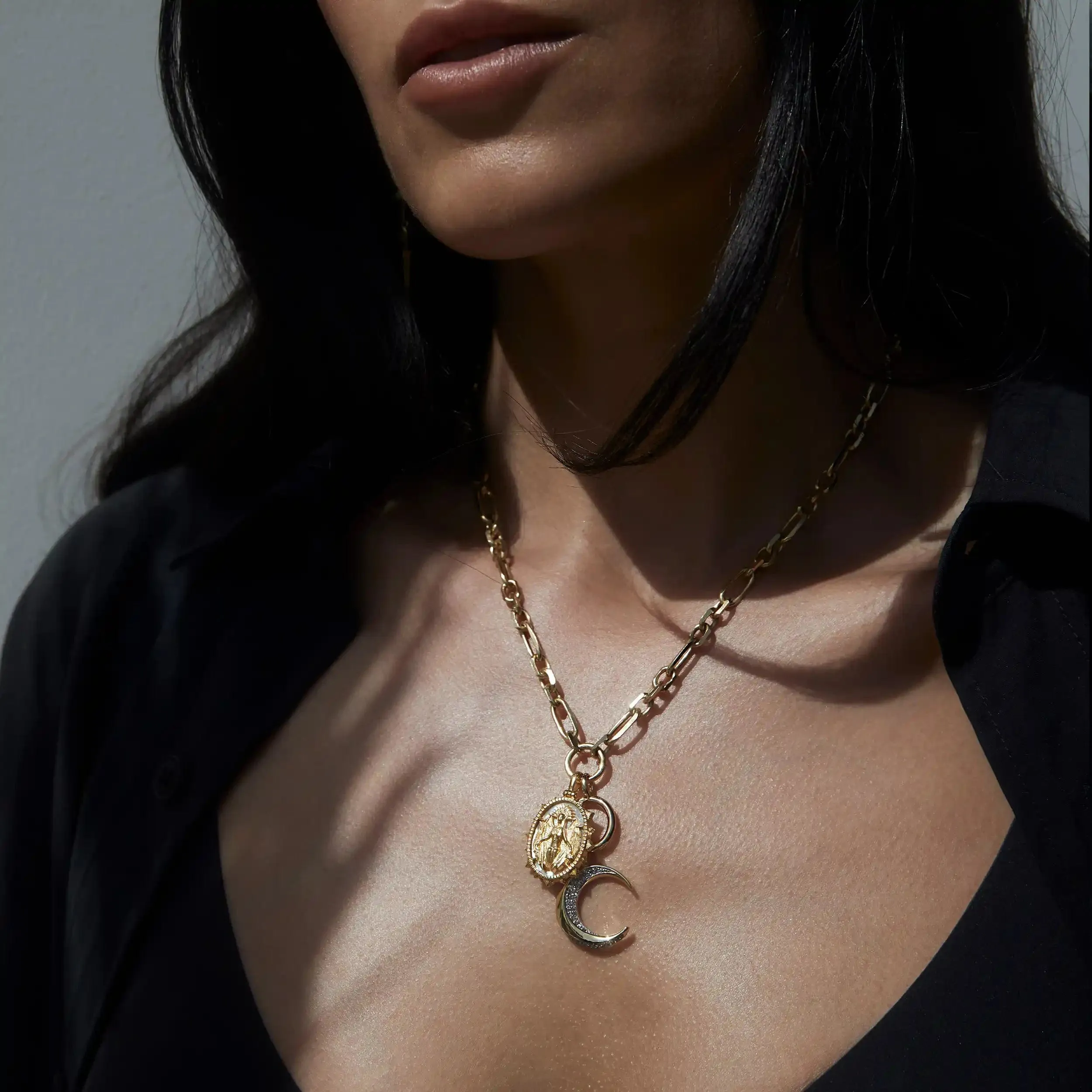Twisted Moon Amulet