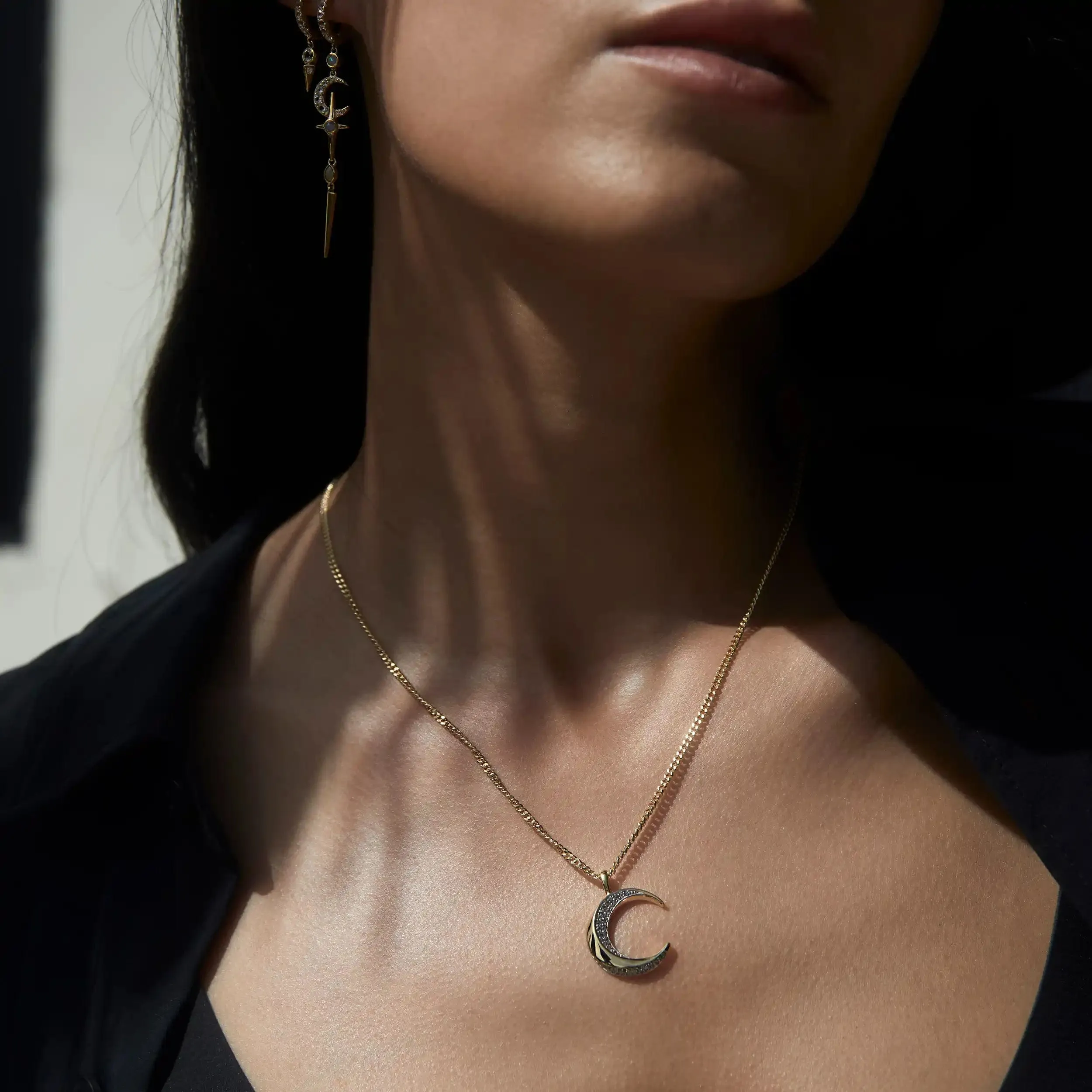 Twisted Moon Amulet