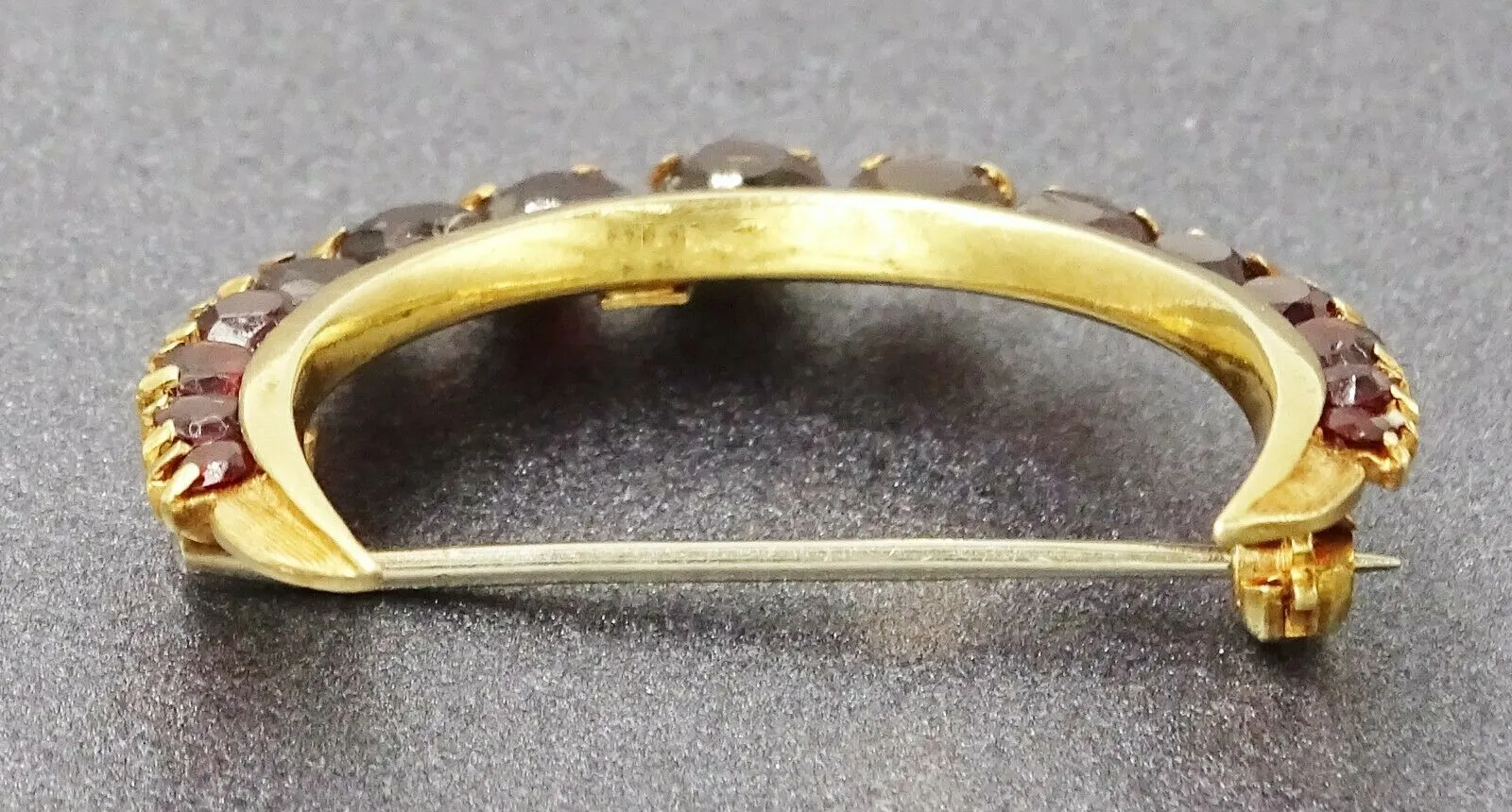Vintage Garnet 18ct Yellow Gold Crescent Brooch